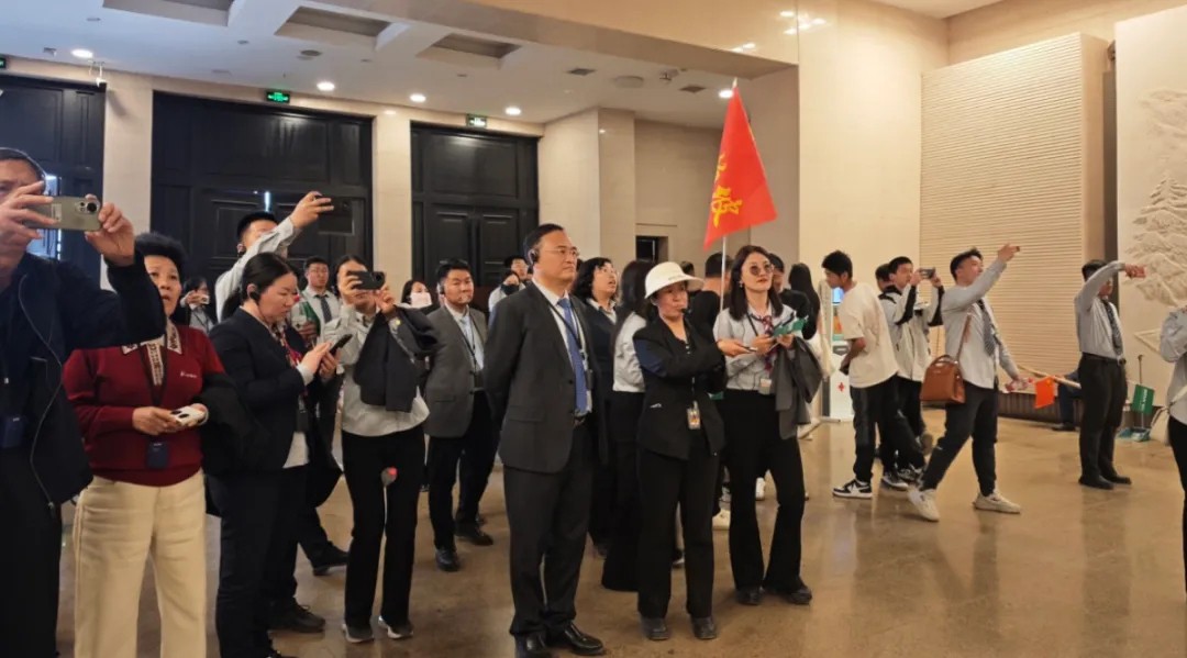 十六周年講話 | 西柏坡上趕考路 三個務必新征途